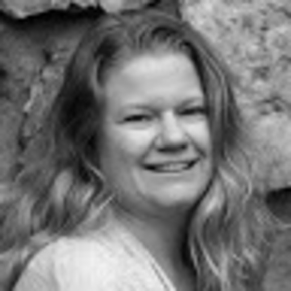 Meet your Posher, Sheila - Picture 1 of 1